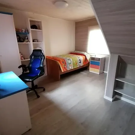 Planta Baja De Casa Con Patio Ferienhaus